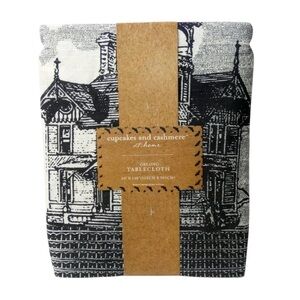 cupcakes & cashmere Halloween tablecloth Black and White HAUNTED HOUSE SOOOKY!